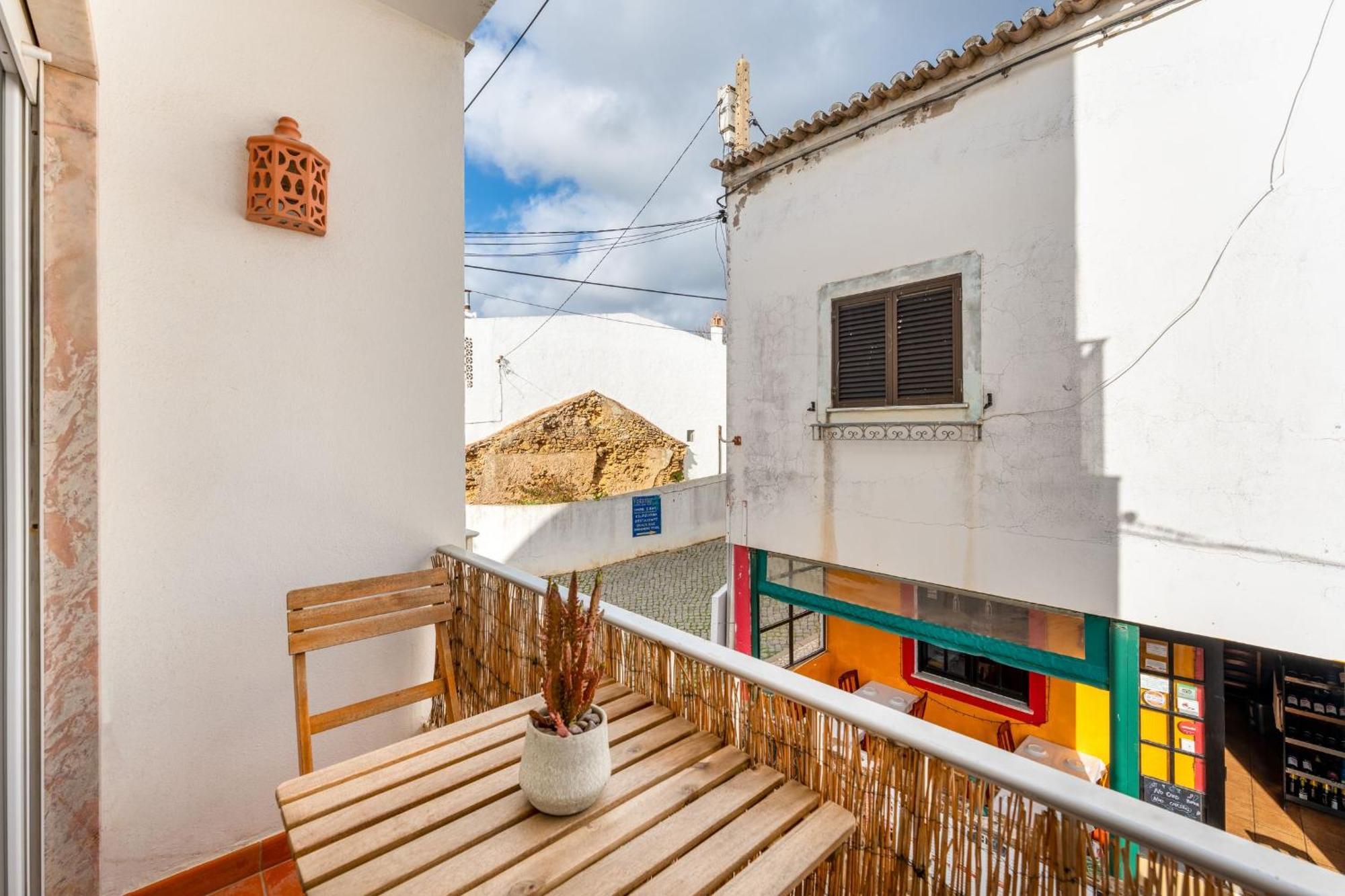 Comfy Flat W/ Rooftop Beach View By Lovelystay Burgau Exteriér fotografie